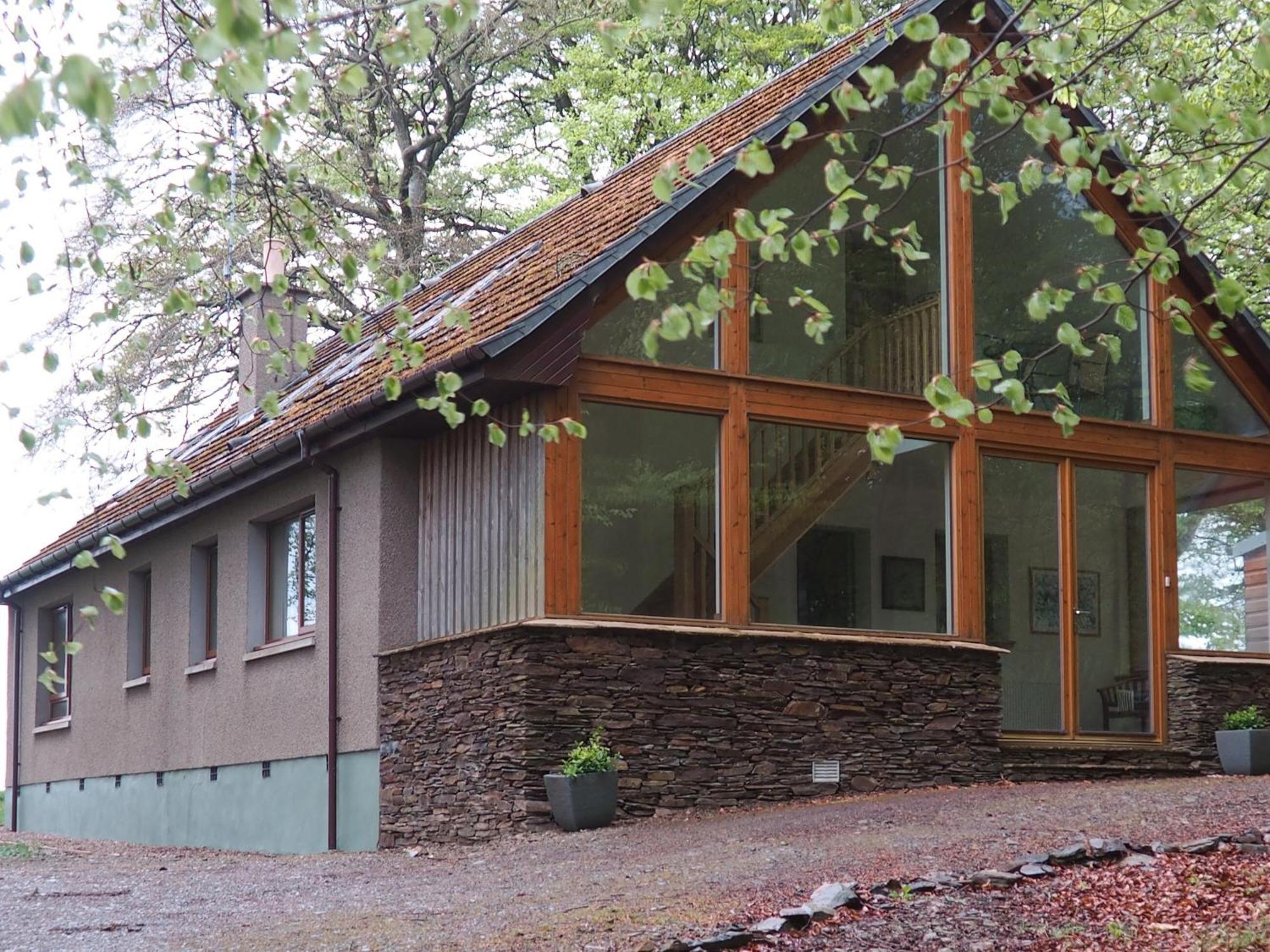 Scobach Lodge Turriff Exterior photo